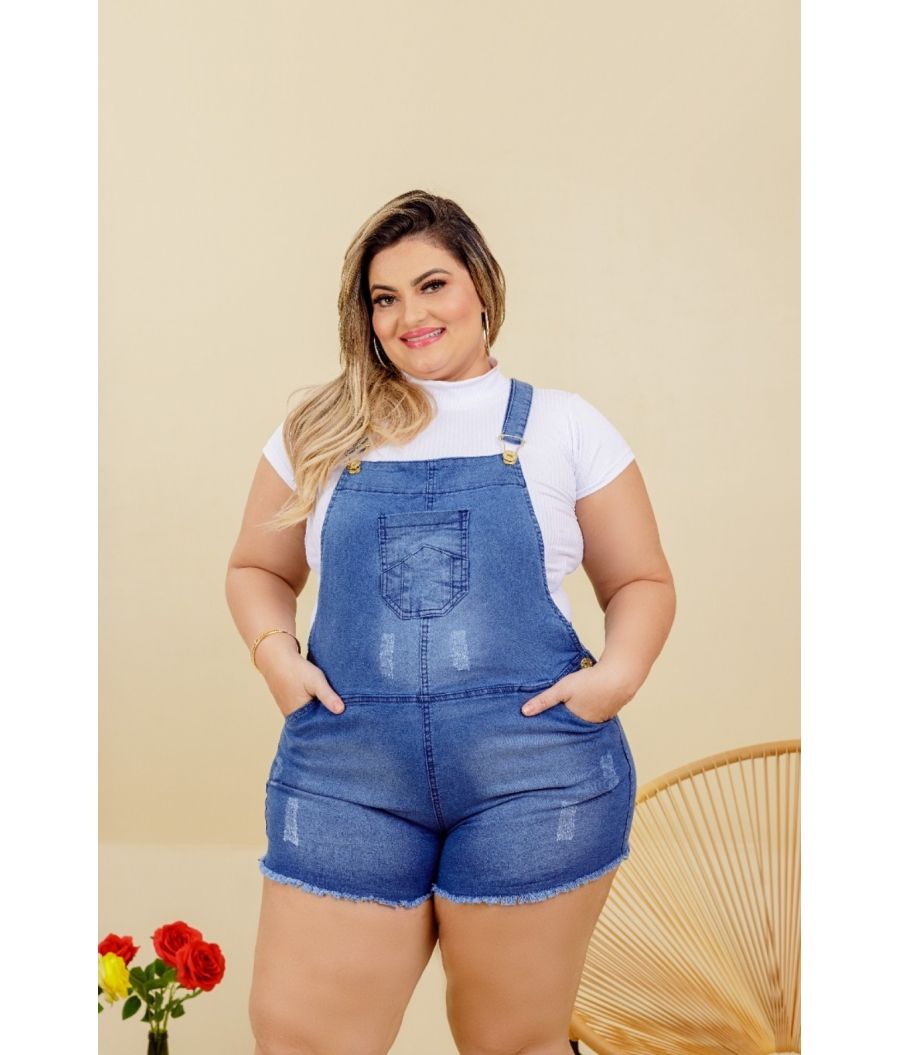 Jardineira Jeans Plus Size Com Lycra Cintura Alta Clean
