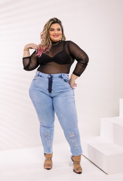 Calça Jeans Feminina Plus Size Com Lycra Destroyed em PELOTAS RS