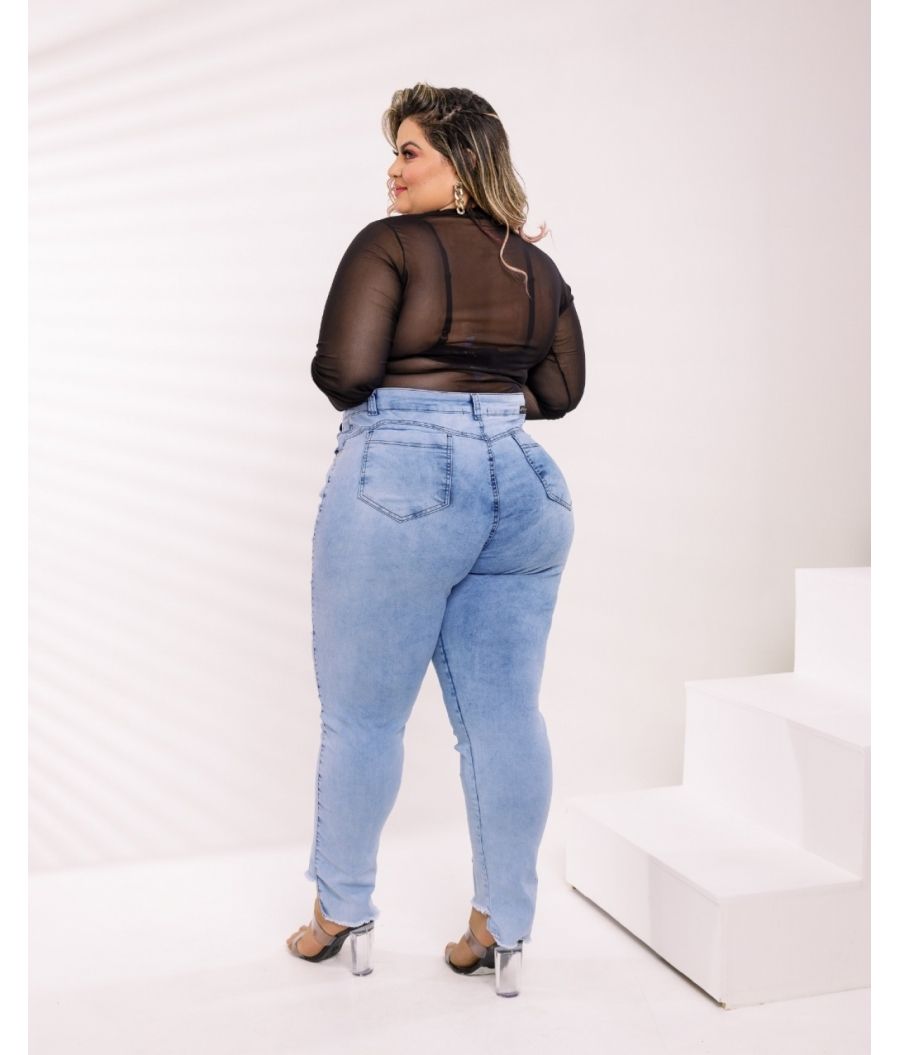 Calça Jeans Feminina Plus Size Com Lycra Destroyed