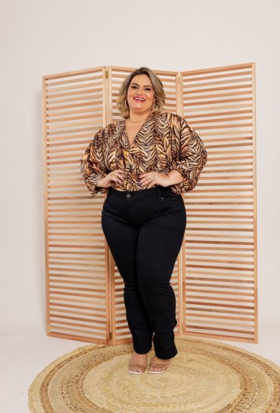 Calça Jeans Preta Feminina Plus Size Skinny Cintura Alta  em PASSO FUNDO RS