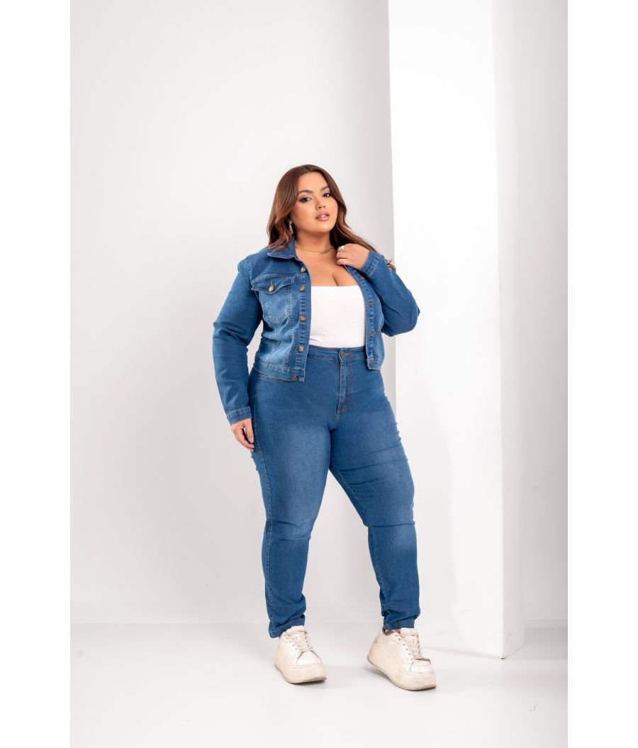 Jaqueta Jeans Plus Size Feminina Com Elastano Claro