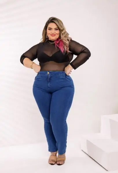 Calça Jeans Feminina Plus Size Cintura Alta Com Lycra Levanta Bumbum