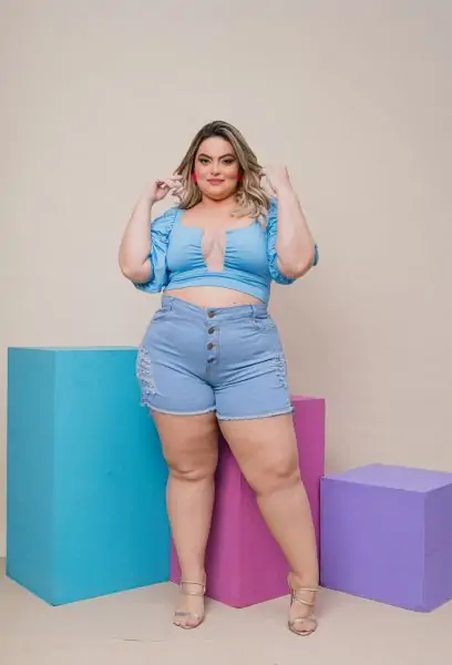 Short Jeans Feminino Plus Size Com Lycra Cintura Alta Dark